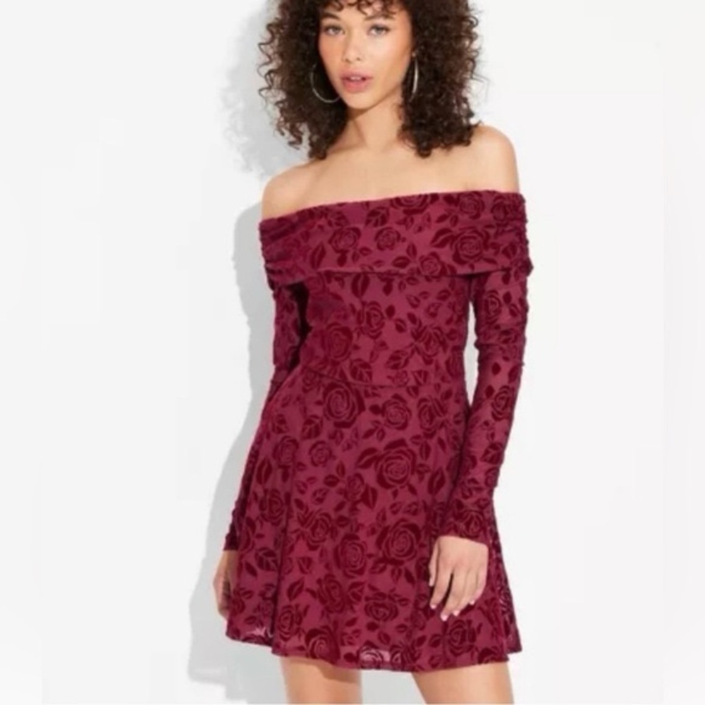 Wild Fable Target Mini Dress Velvet Rose Burgundy Sheer Sleeve Fit Flare Medium